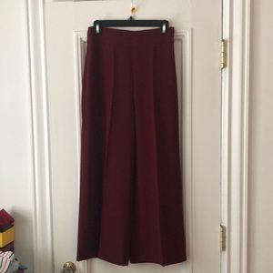 Zara wide-leg cropped pants, size small, wine color